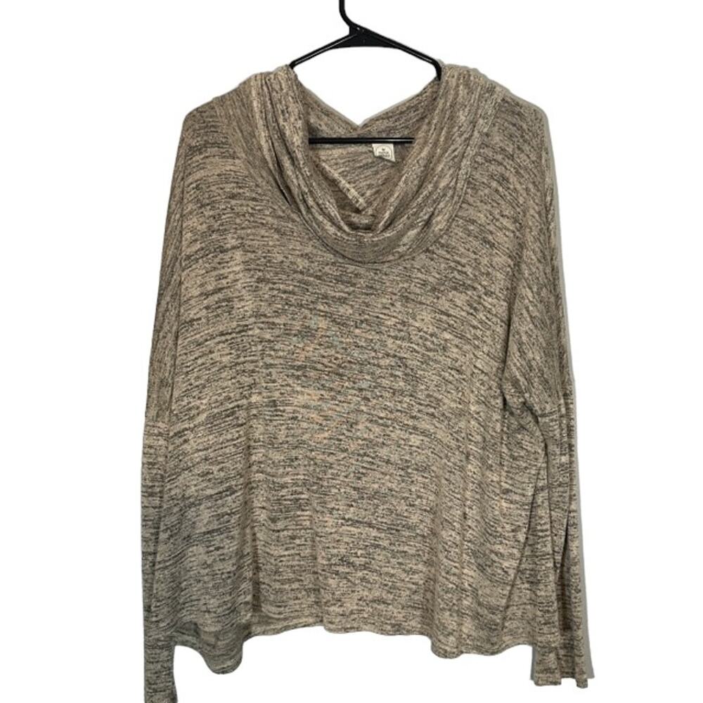 Paper Crane Women’s Gray Cowl Neck Long Sleeve Sweatshirt Split Back Detail Med